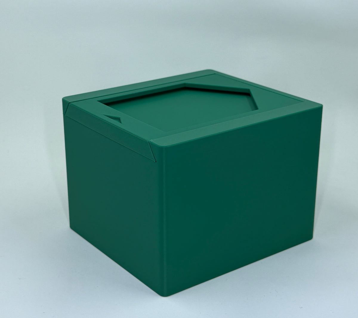 Commander Deck Box - Holds Up To 100 Double-Sleeved Cards