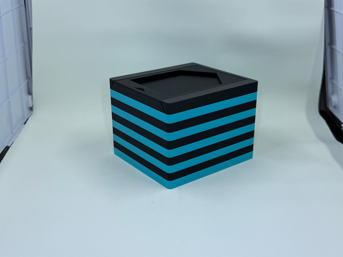 Commander Deck Box - Holds Up To 100 Double-Sleeved Cards